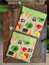 Load image into Gallery viewer, Hot Pad Set - Set Of Two - Vegetables - Hot Pads - Trivet