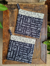 Load image into Gallery viewer, Hot Pad Set - Set Of Two - Comfort Food - Pizza - Grilled Cheese - Hot Dogs - Fried Chicken - BLT - Mac & Cheese - BBQ - Hot Pads - Trivet