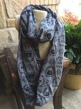 Load image into Gallery viewer, Infinity Scarves - Infinity Scarf Made With Licensed Empire Helmets Fabric