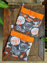 Load image into Gallery viewer, Hot Pad Set - Set Of Two - BBQ - Wing Sauce - Hot Sauce - Longhorn - Hot Pads - Trivet
