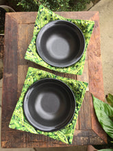 Load image into Gallery viewer, Microwave Cozy Bowl Set - Peas In A Pod - Set Of Two Microwave Cozies
