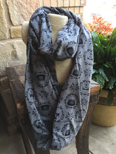 Load image into Gallery viewer, Infinity Scarves - Infinity Scarf Made With Licensed Empire Helmets Fabric
